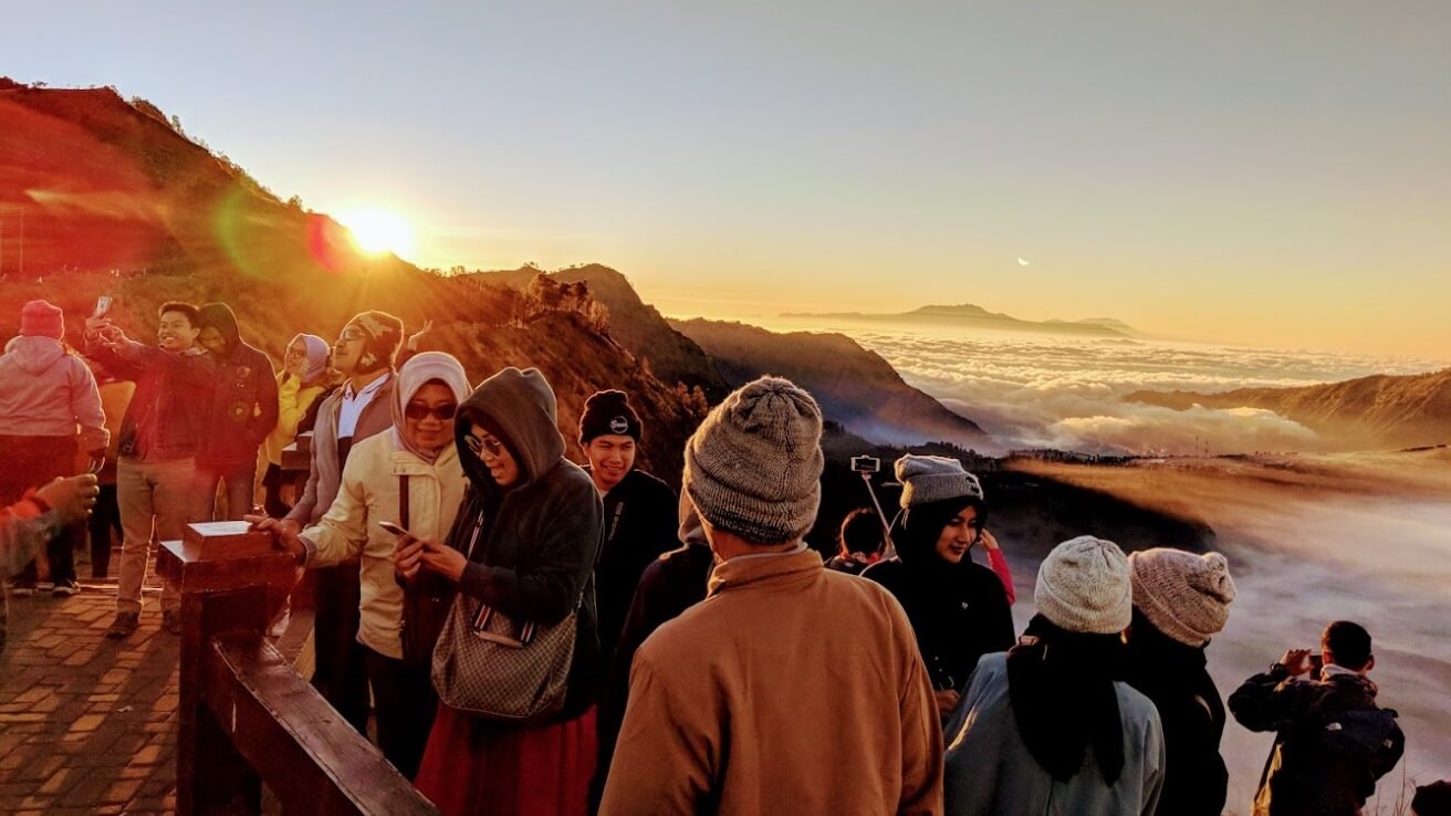 Paket Wisata Bromo 2 Hari 1 Malam – Sunrise Penanjakan yang epik