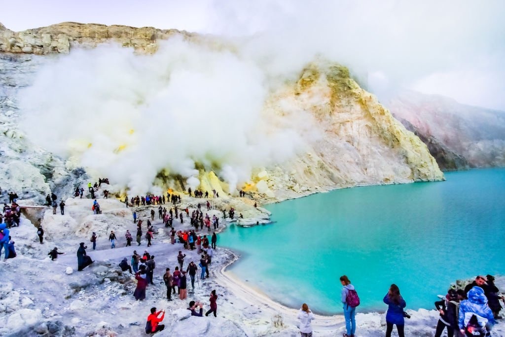 Biaya wisata Kawah Ijen lengkap