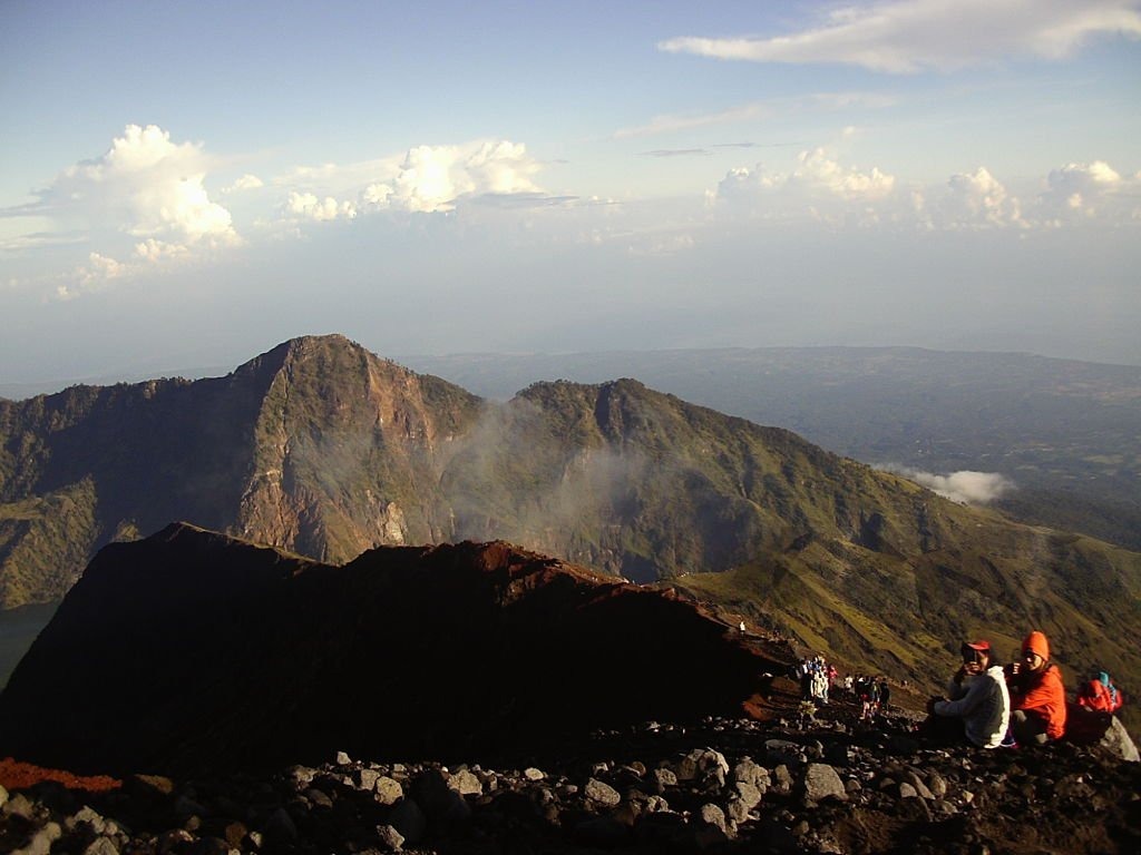 Medan pendakian Gunung Rinjani yang menantang